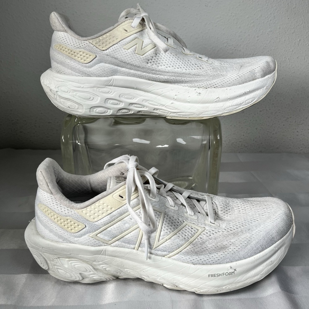 New Balance Fresh Foam X 1080 Women's Sz  10 B (Medium) Running Shoes White FAIR